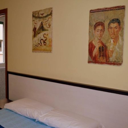 B&B Roma Citta Eterna Bagian luar foto